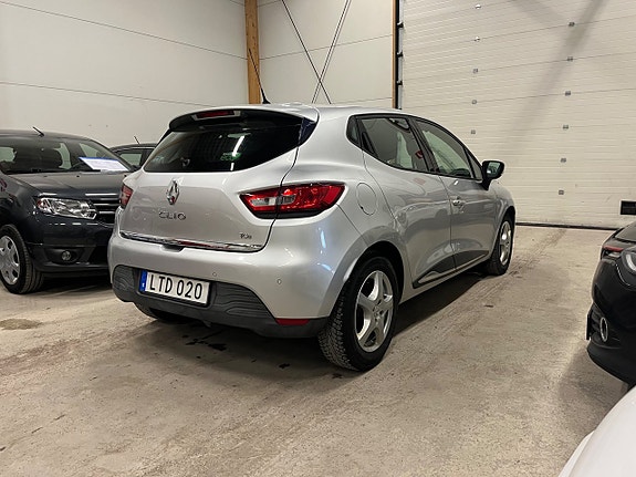 Renault Clio 3 of 5