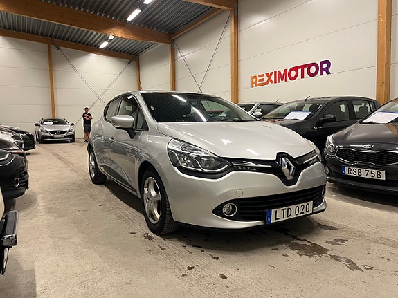 Renault Clio 2 of 5