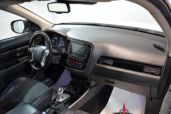 Mitsubishi Outlander 10 of 29