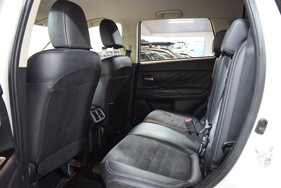 Mitsubishi Outlander 14 of 29