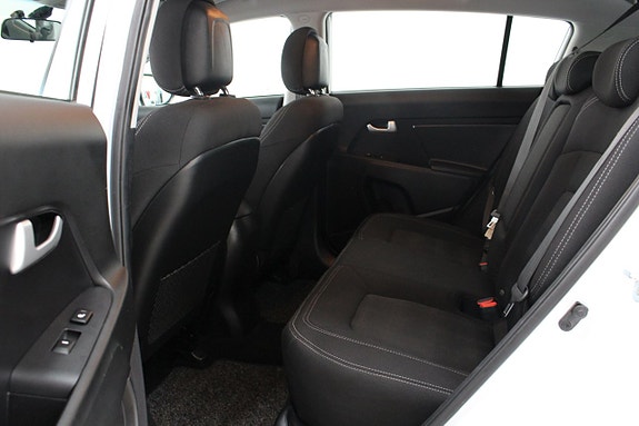 Kia Sportage 10 of 19