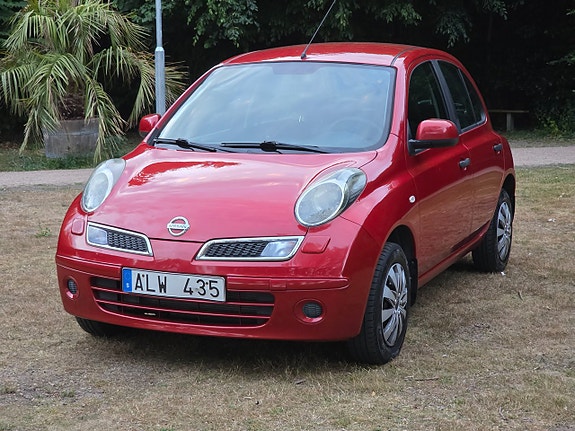 Nissan Micra 16 of 22