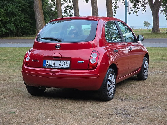 Nissan Micra 8 of 22
