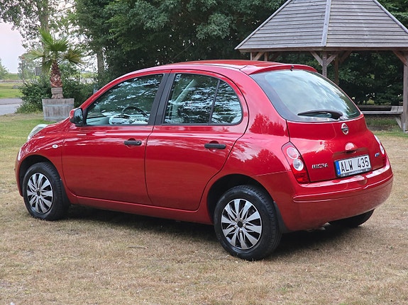 Nissan Micra 11 of 22