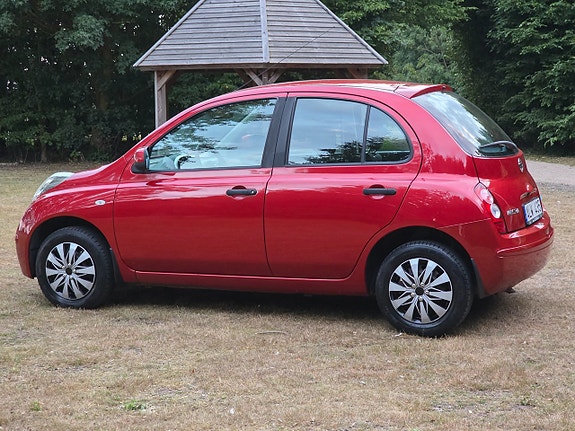 Nissan Micra 12 of 22