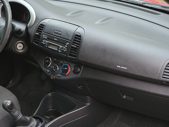 Nissan Micra 22 of 22