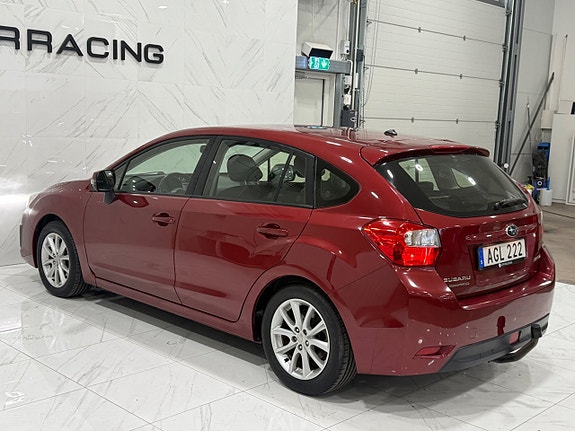Subaru Impreza 16 of 18