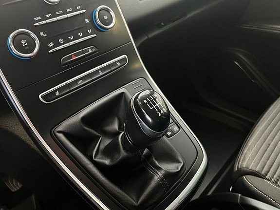 Renault Grand Scenic I 12 of 26