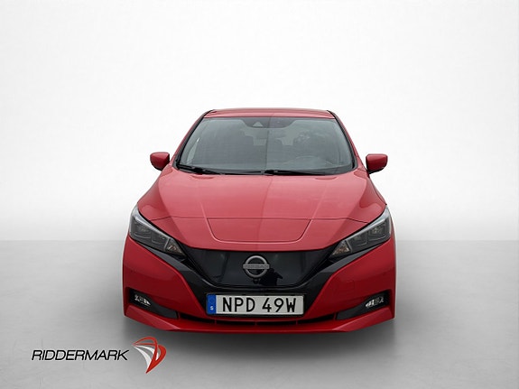 Nissan Leaf 3 of 5