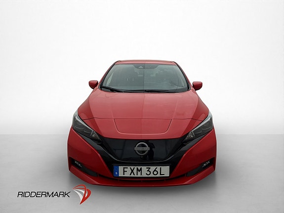 Nissan Leaf 3 of 5