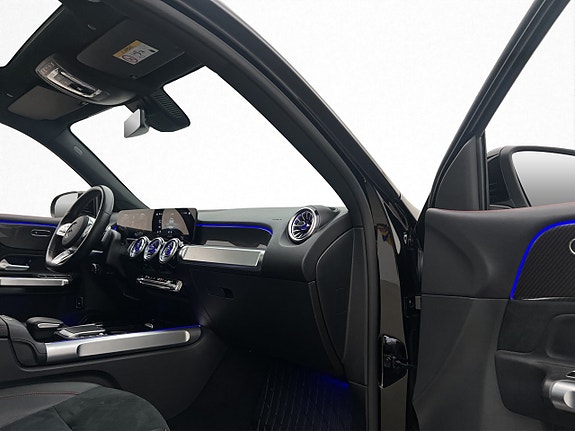 Mercedes-Benz GLB200 d 15 of 30