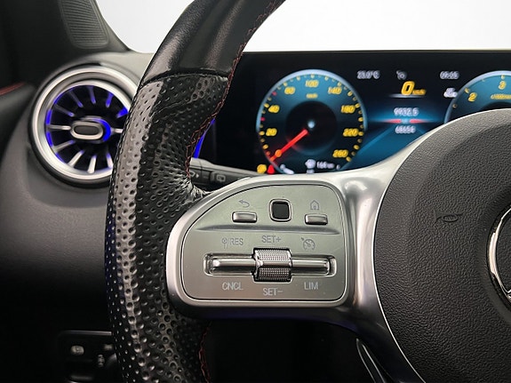 Mercedes-Benz GLB200 d 20 of 30