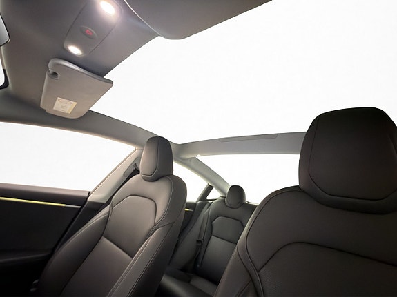 Tesla Model 3 20 of 30