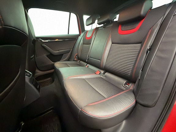 Skoda Octavia 17 of 30