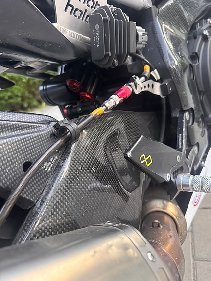 Yamaha YZF-R1 5 of 5