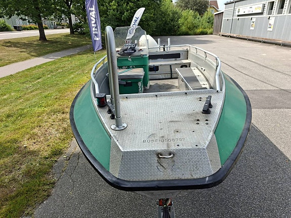 Buster M (1997) med Evinrude 50HK (2014) 11 of 11