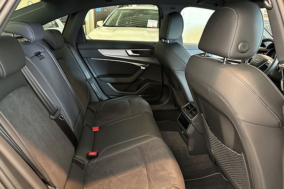 Audi A6 14 of 17