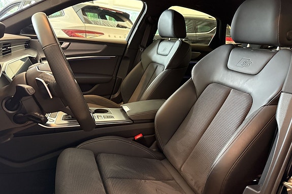 Audi A6 7 of 17