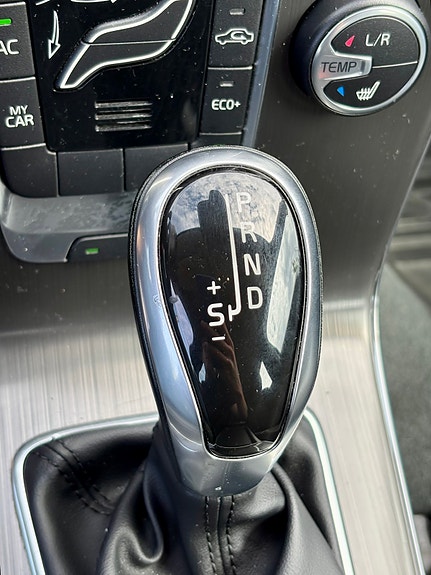 Volvo V40 9 of 9
