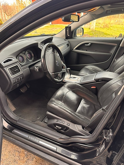 Volvo XC70 5 of 5