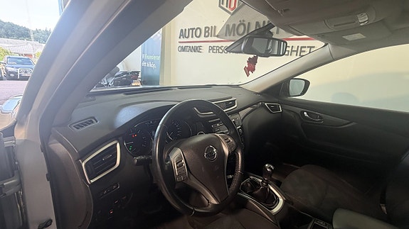 Nissan X-Trail 6 of 16