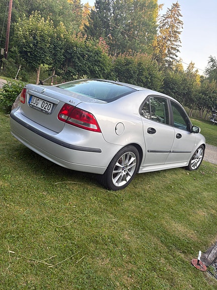 Saab 9-3 2 of 5