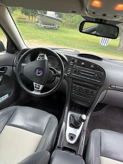 Saab 9-3 4 of 5