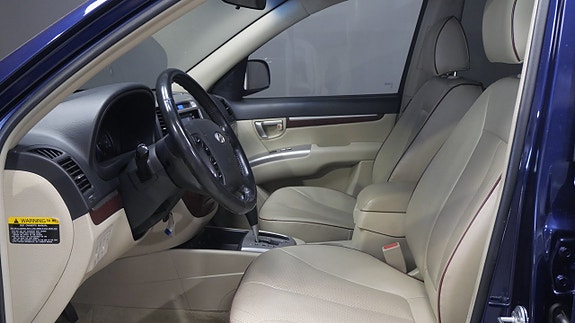 Hyundai Santa Fe 14 of 20