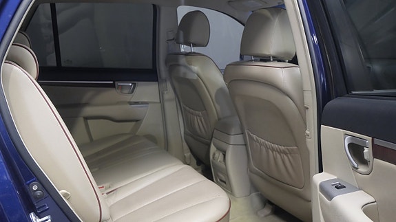 Hyundai Santa Fe 11 of 20