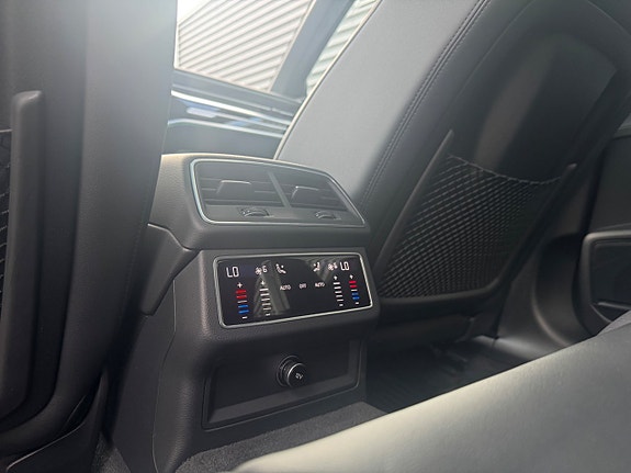 Audi A6 14 of 26