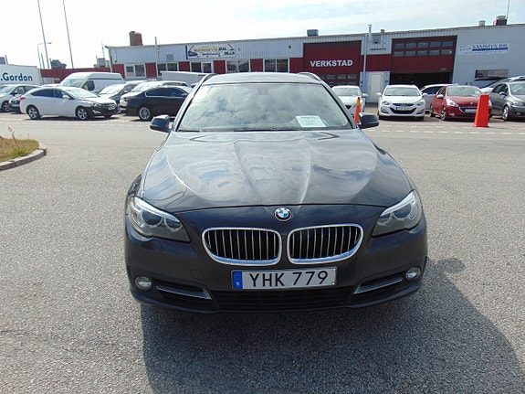BMW 520d 3 of 11