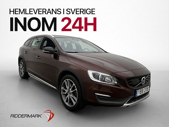 Volvo V60 Cross Country 3 of 5