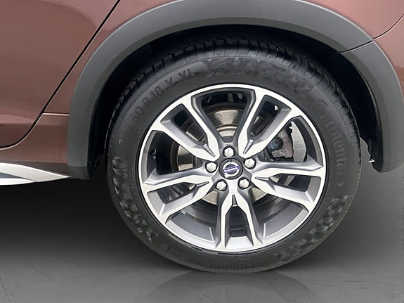 Volvo V60 Cross Country 29 of 30