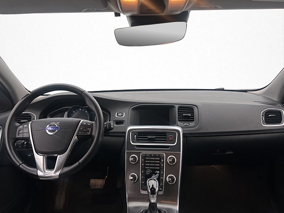 Volvo V60 Cross Country 19 of 30