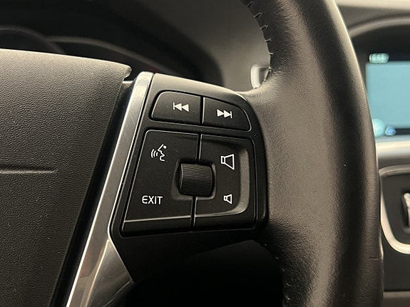 Volvo V60 Cross Country 22 of 30