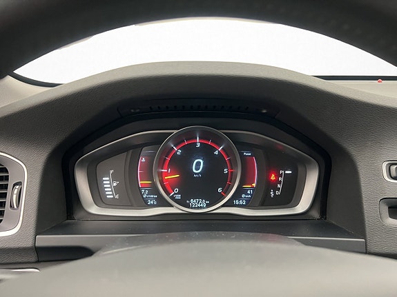 Volvo V60 Cross Country 21 of 30
