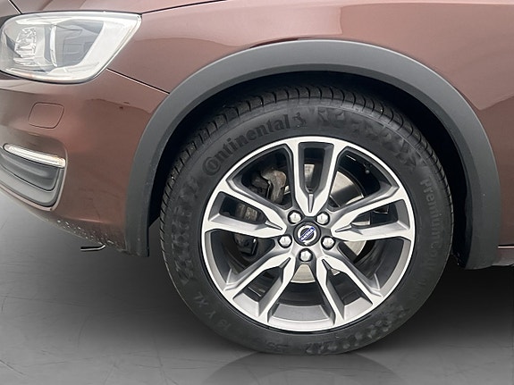 Volvo V60 Cross Country 28 of 30