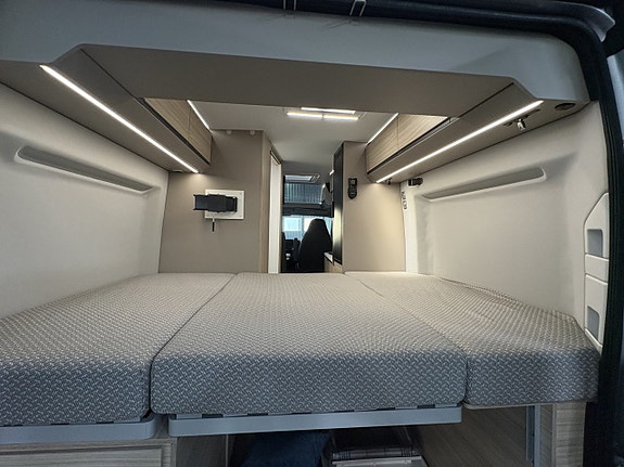 Adria TWIN 600 SPB Plus 9 of 21