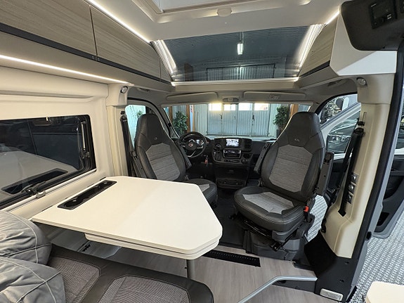 Adria TWIN 600 SPB Plus 21 of 21