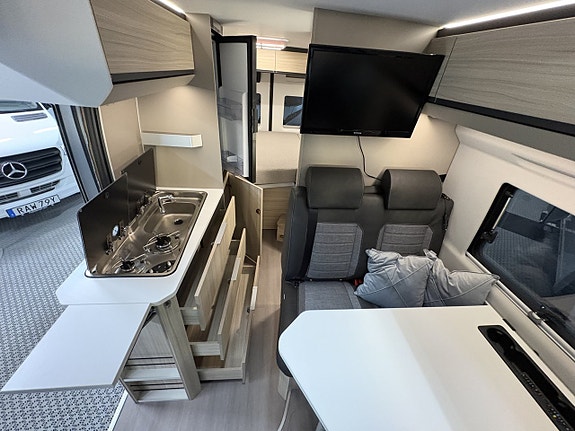Adria TWIN 600 SPB Plus 15 of 21