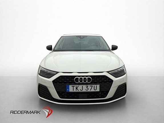 Audi A1 2 of 5