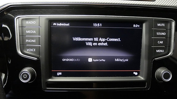Volkswagen Passat 19 of 20