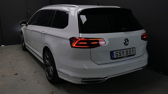 Volkswagen Passat 7 of 20