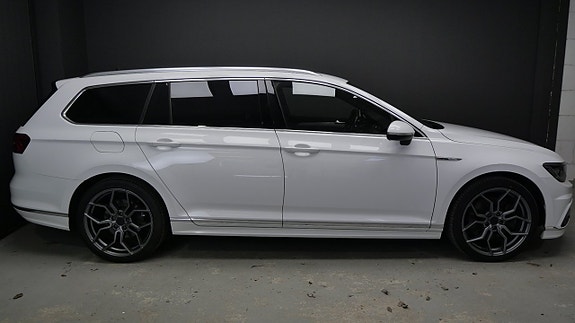 Volkswagen Passat 3 of 20