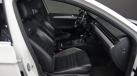 Volkswagen Passat 10 of 20