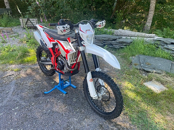 Beta RR 350 3 of 4