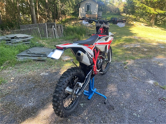 Beta RR 350 2 of 4