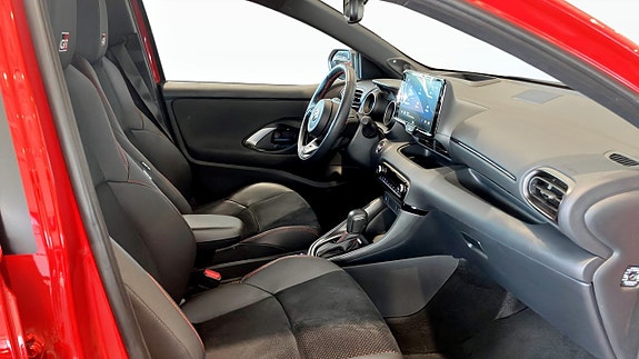 Toyota GR Yaris 3 of 11