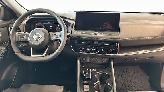 Nissan X-Trail 4 of 5