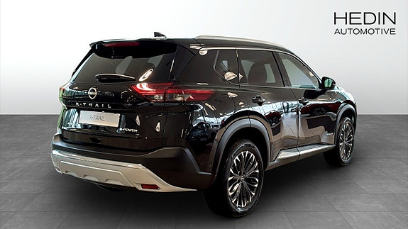 Nissan X-Trail 2 of 5